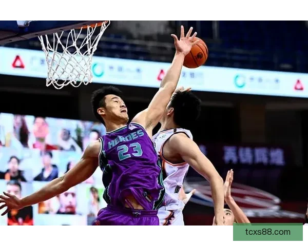 京粤巅峰对决点燃总决赛悬念CBA王者之争一触即发篮坛风云再起 京粤巅峰对决点燃总决赛悬念CBA王者之争一触即发篮坛风云再起